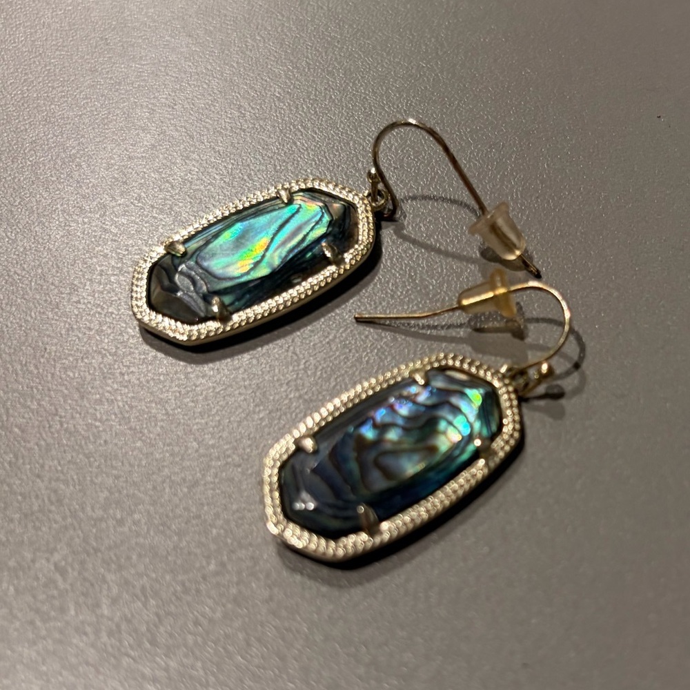 Kendra Scott Elle small size  Iridescent Abalone Earrings